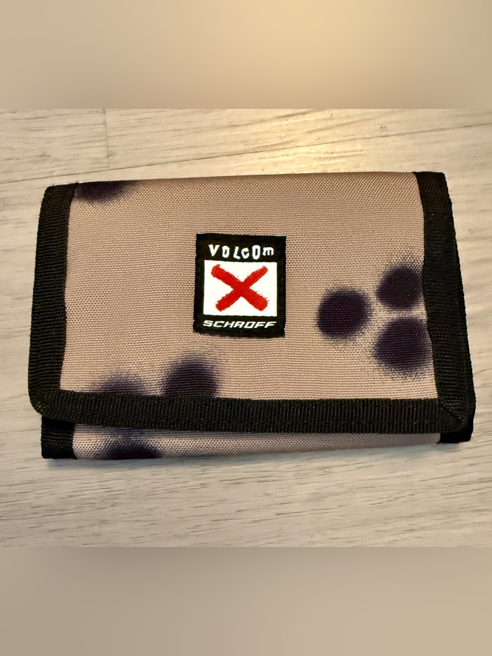 NWT Volcom X Schroff Khaki Canvas Trifold Mens Wallet Skater Grunge Y2K Vibes